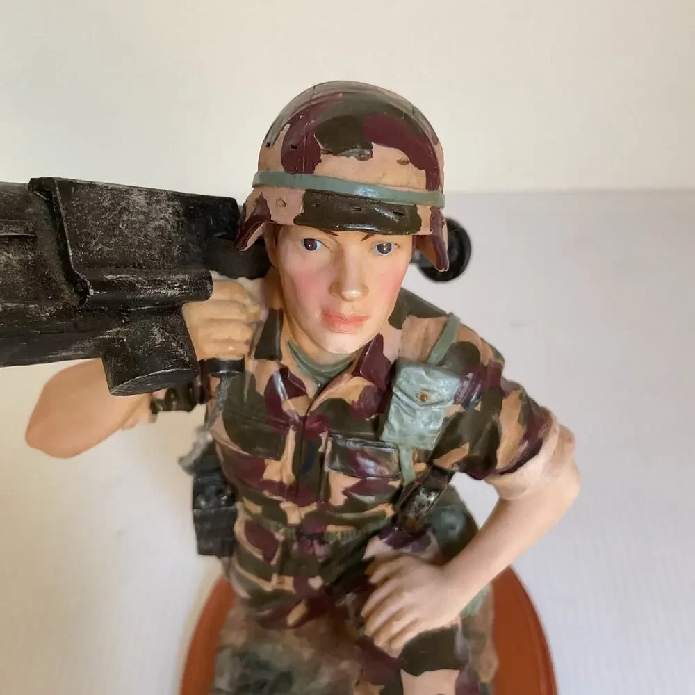 American Heroes Vanmark 1999 “Stinger Defense” Soldier Figurine Limited Edition - Picture 5 of 8